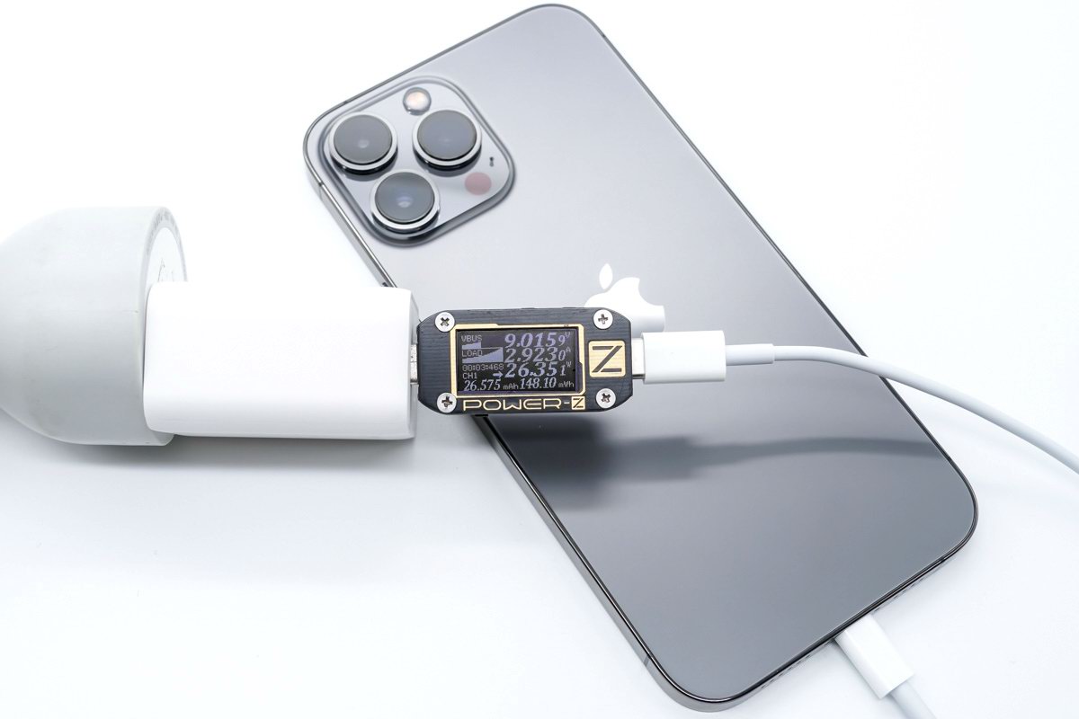 打造iphone13快充爆款斯泰克推出33w1a1c双口充电器